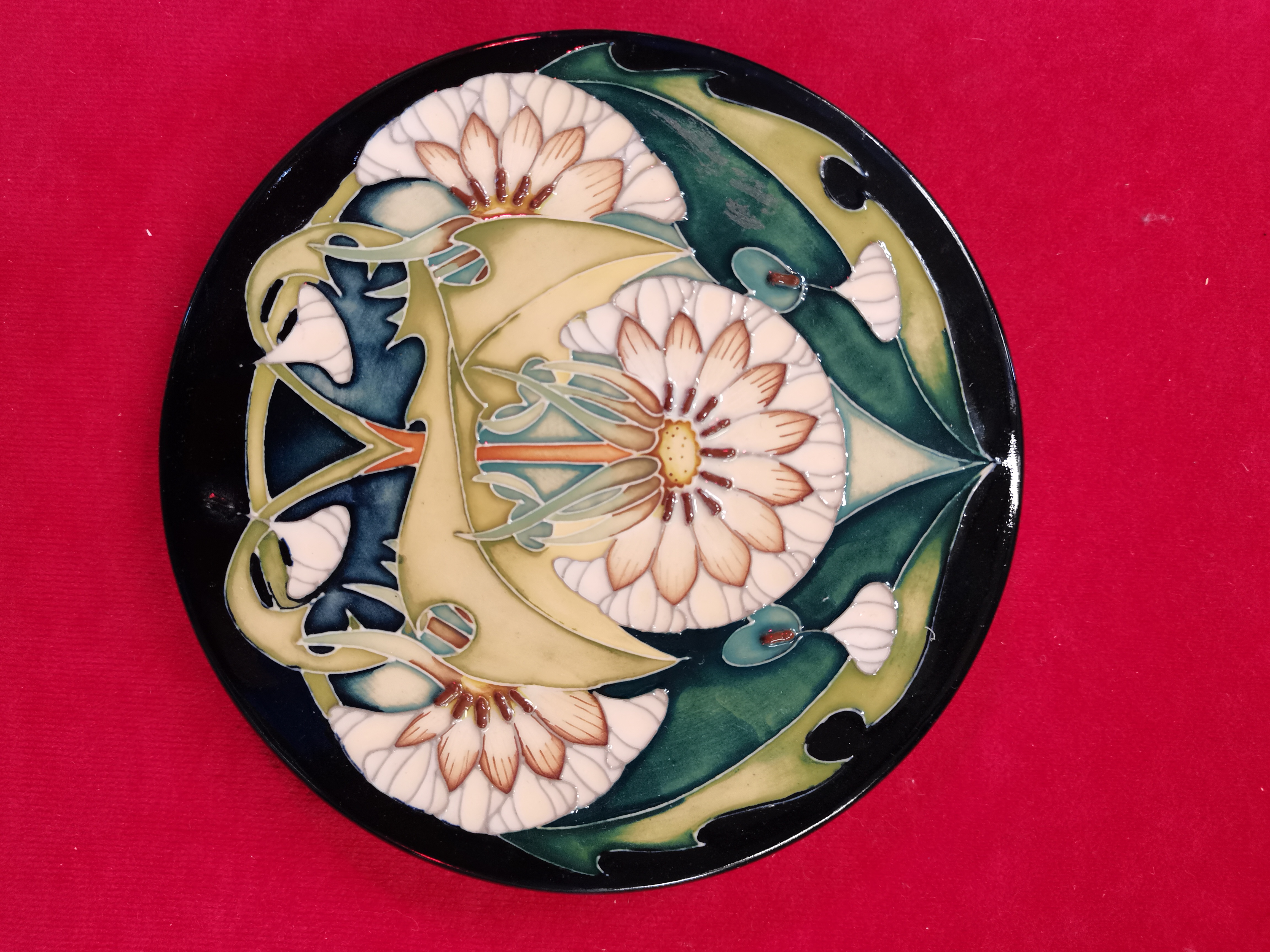 A Moorcroft pottery plaque - Image 2 of 2