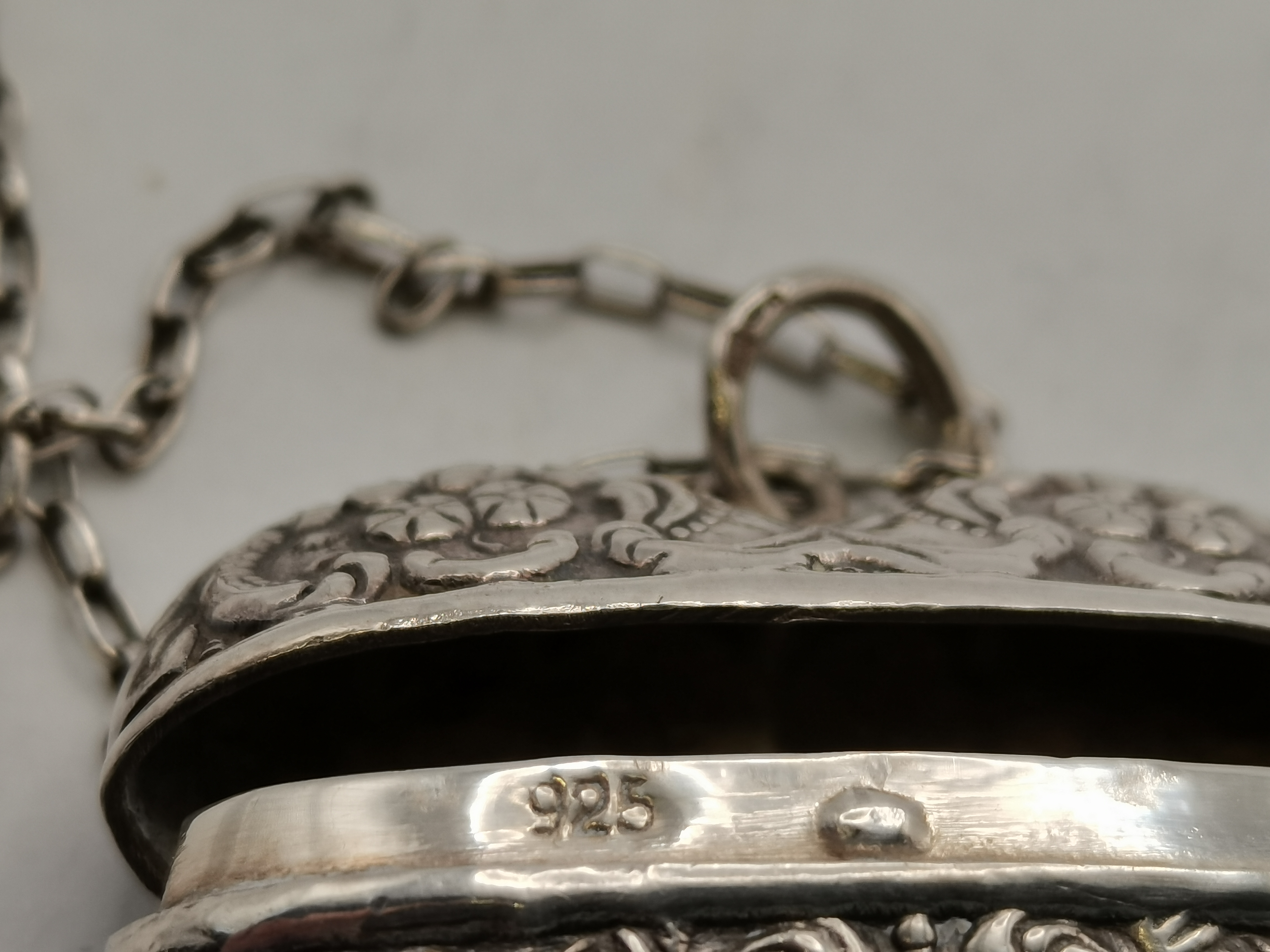 A group of assorted silver items, Victorian and later - Image 14 of 18