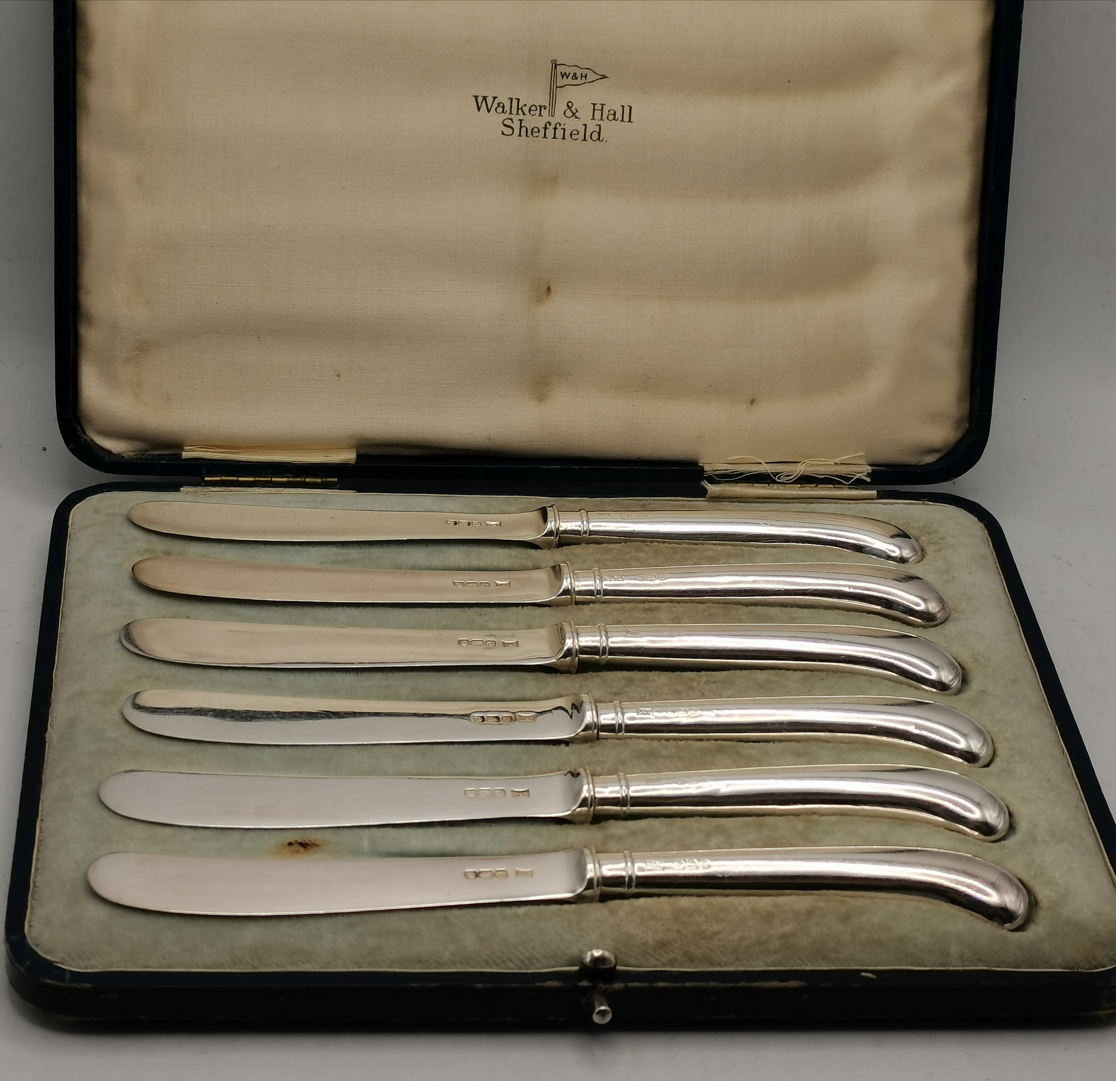 A collection of silver and silver-plated flatware, 20th Century - Image 6 of 11