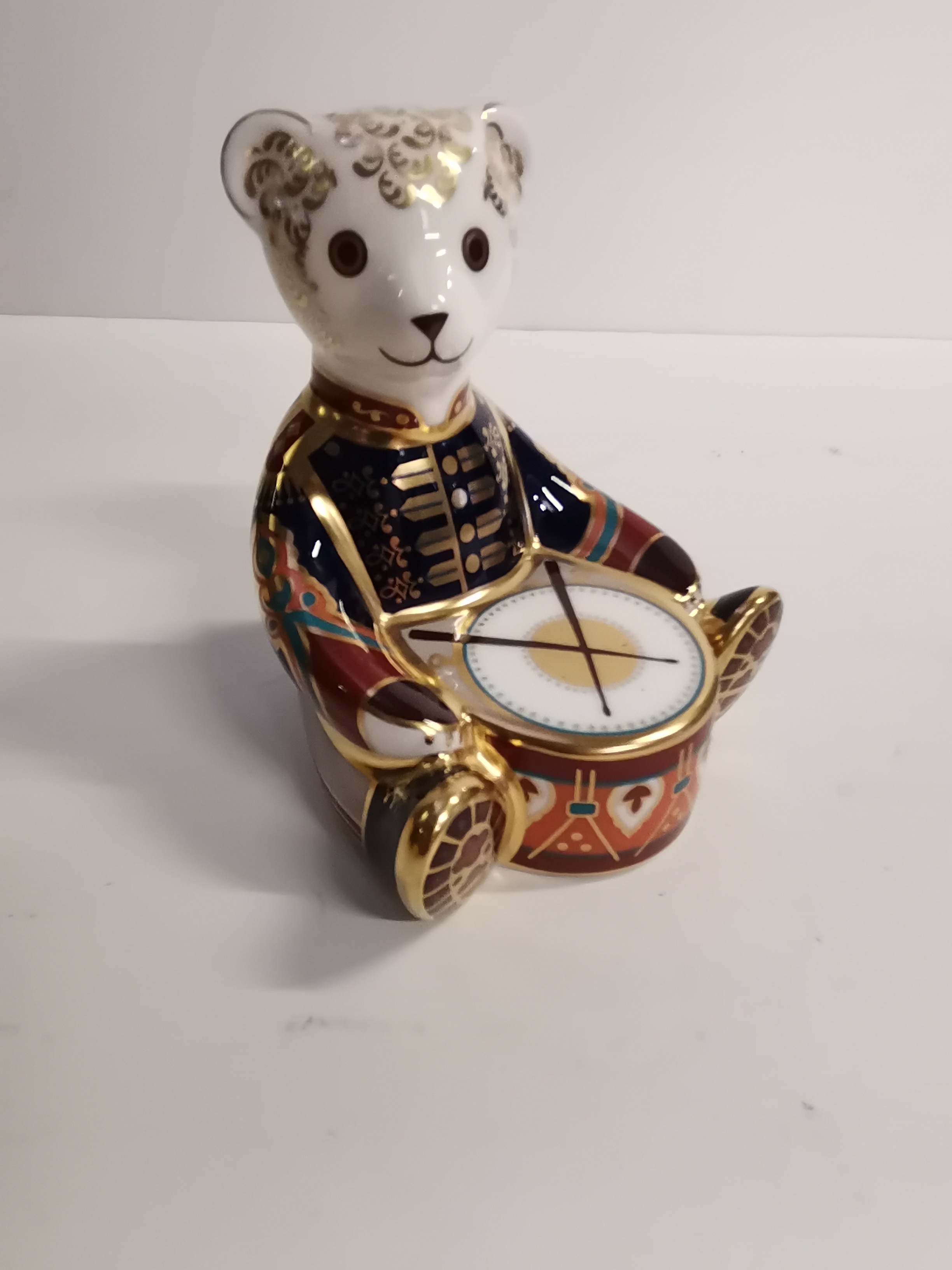 Royal Crown Derby 'Debonair Bear' Collector's Guild Exclusive plus Drummer Teddy Paperweight (III) - Image 2 of 7