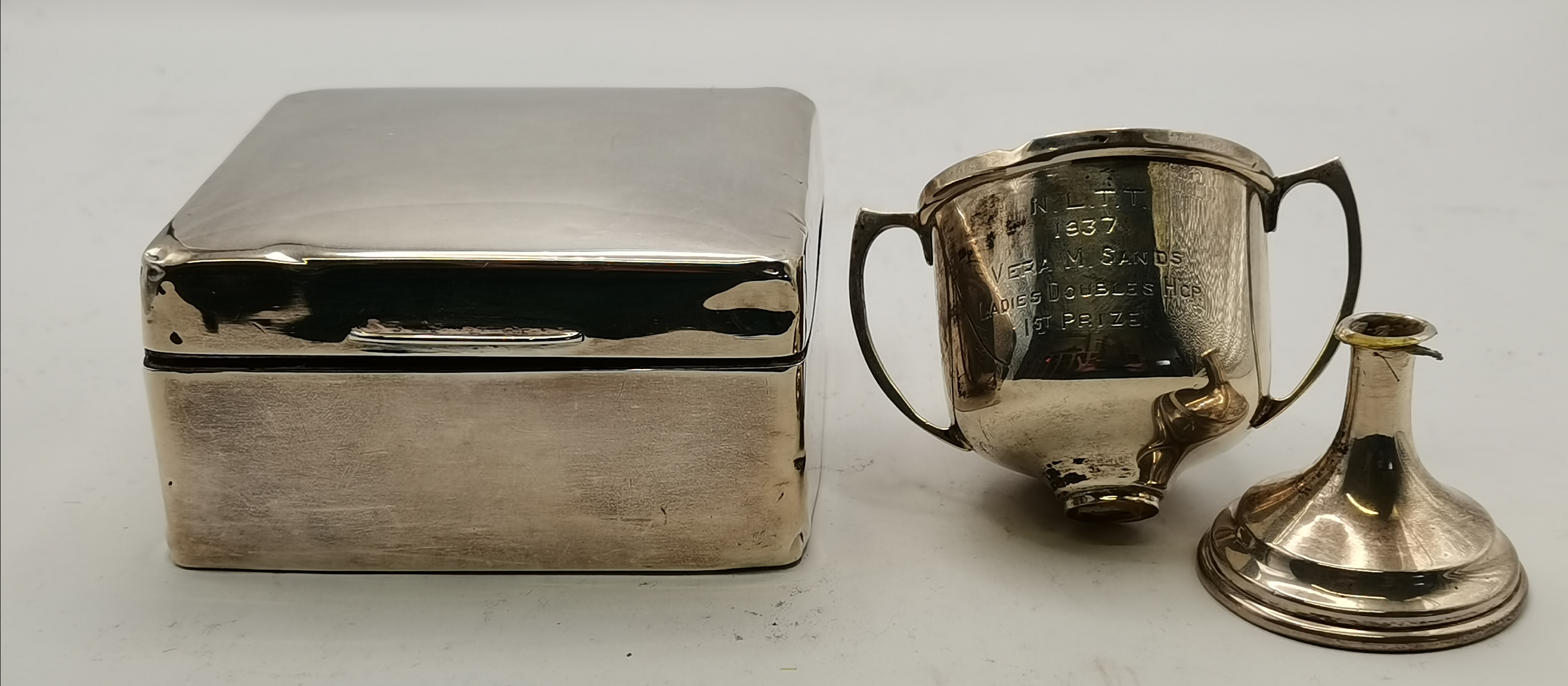 A small group of mixed silver, early 20th Century - Image 4 of 8