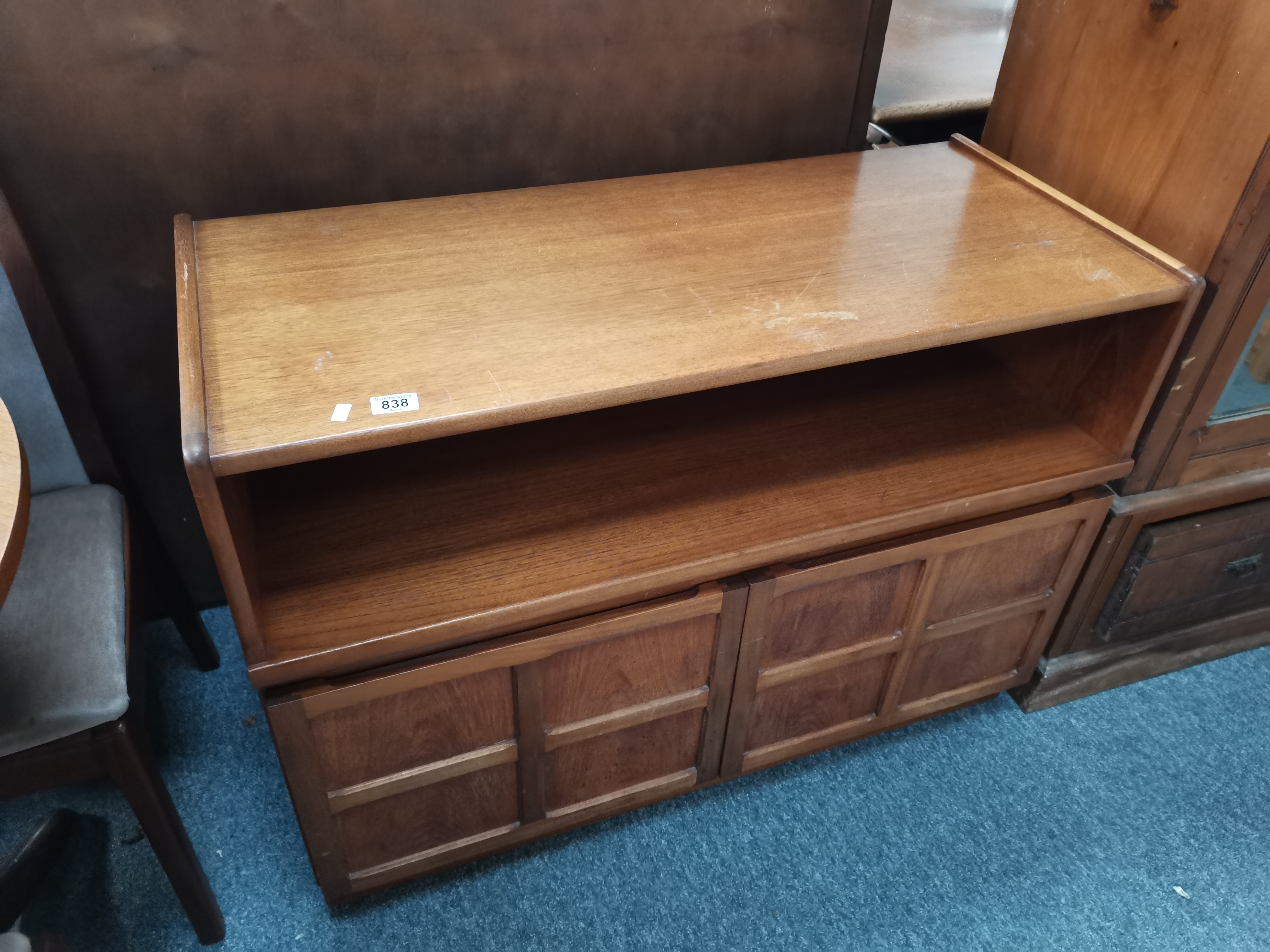 A G plan style teak display cabinet - Image 2 of 2