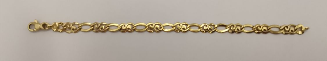 A 9 carat gold fancy link bracelet