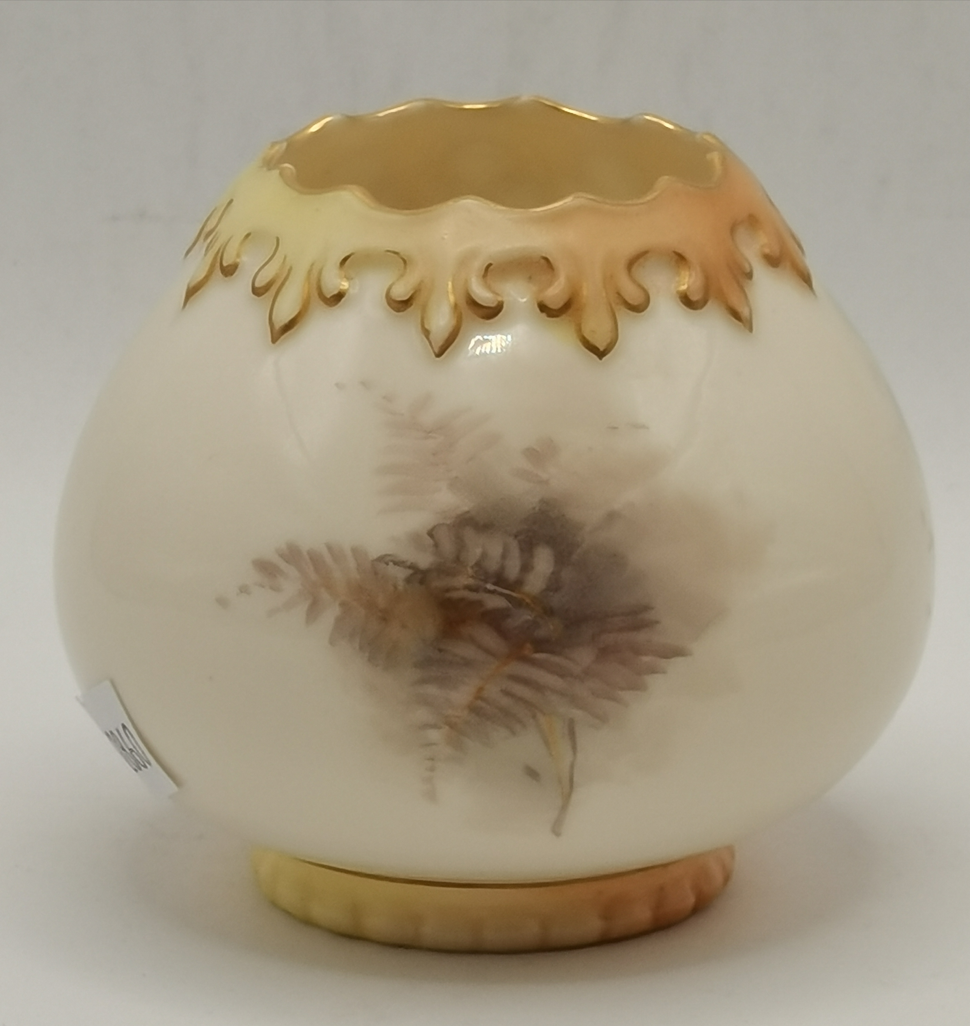 A small Royal Worcester vase by James Stinton, 1903 - Image 2 of 3