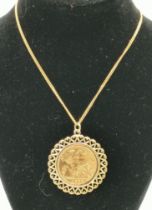 An Elizabeth II half sovereign pendant necklace