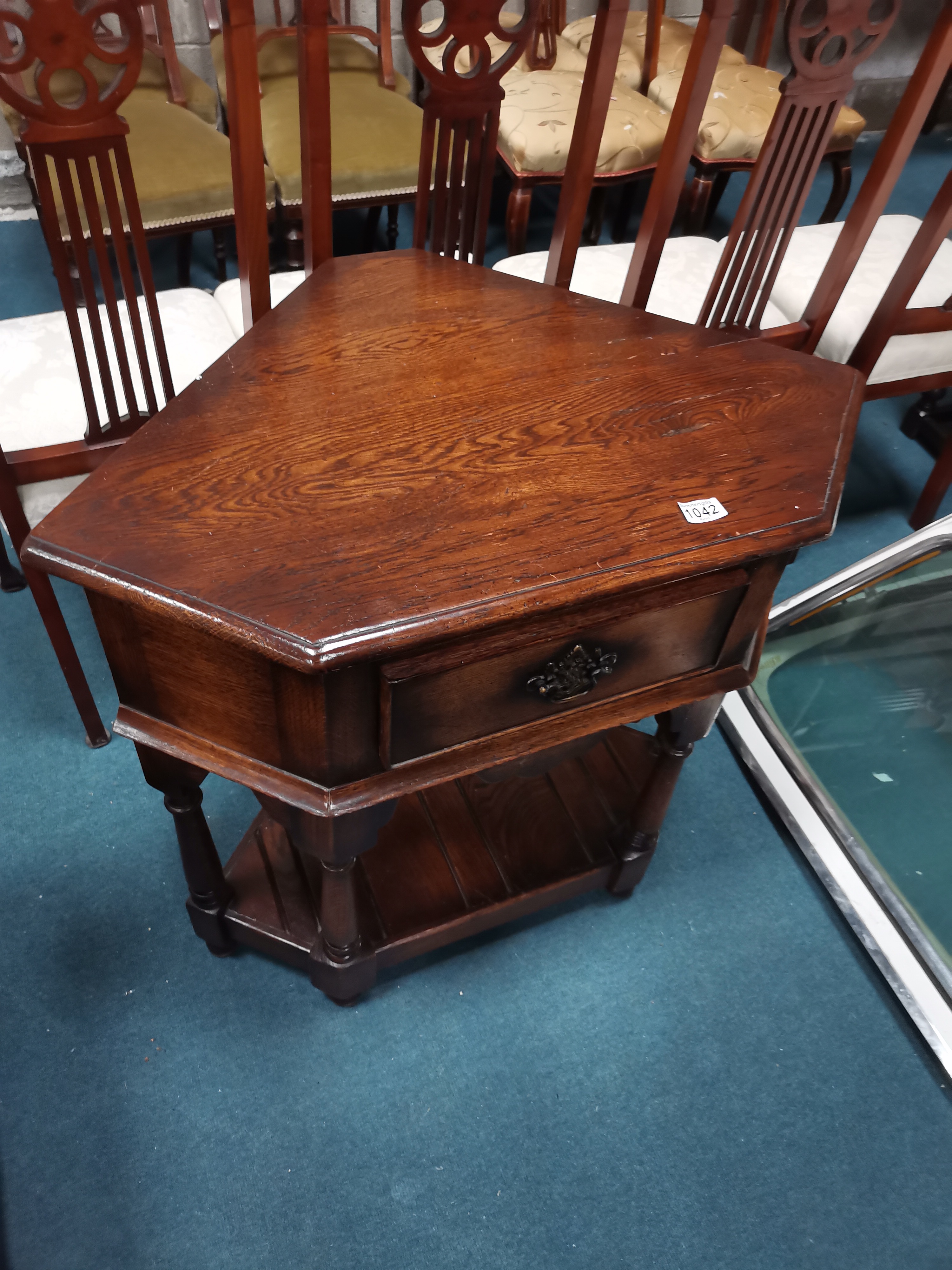Dark Oak corner table with drawer and shelf under - Image 2 of 2