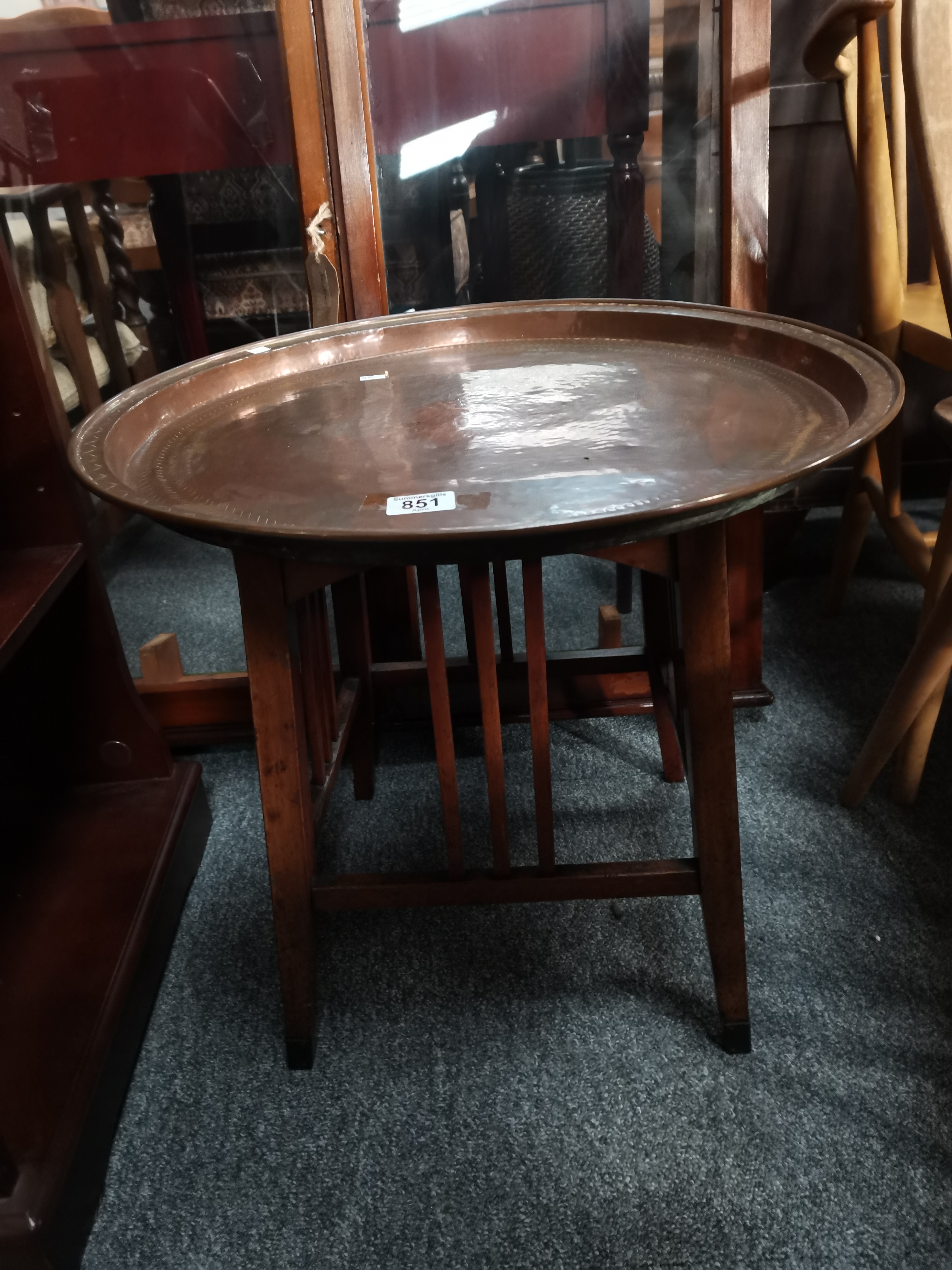 An Arts and crafts style oak side table with engraved copper top plus a 1.1m x 90cm display cabinet - Image 2 of 3