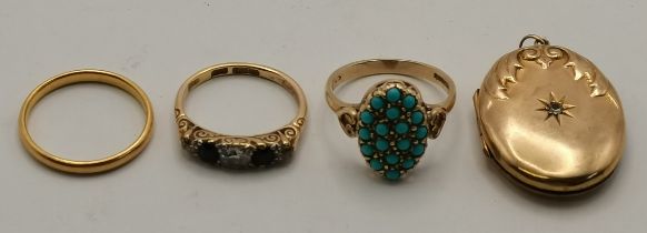 A small group of gold jewellery