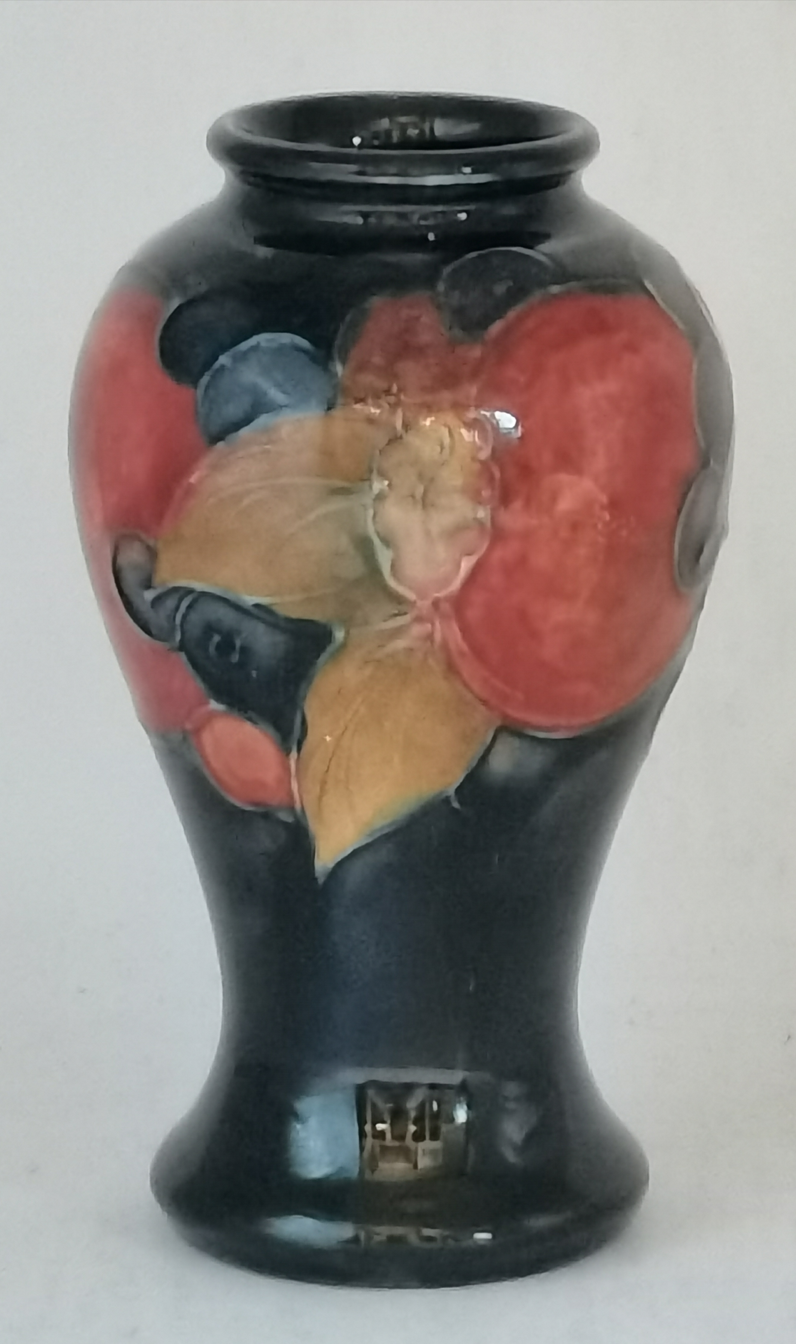 A Moorcroft 10cm high vase with original box in the pomegranate pattern - Image 2 of 3