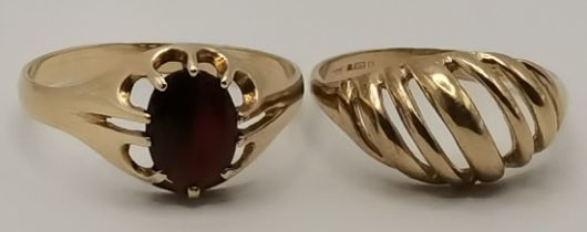 Two 9 carat gold rings
