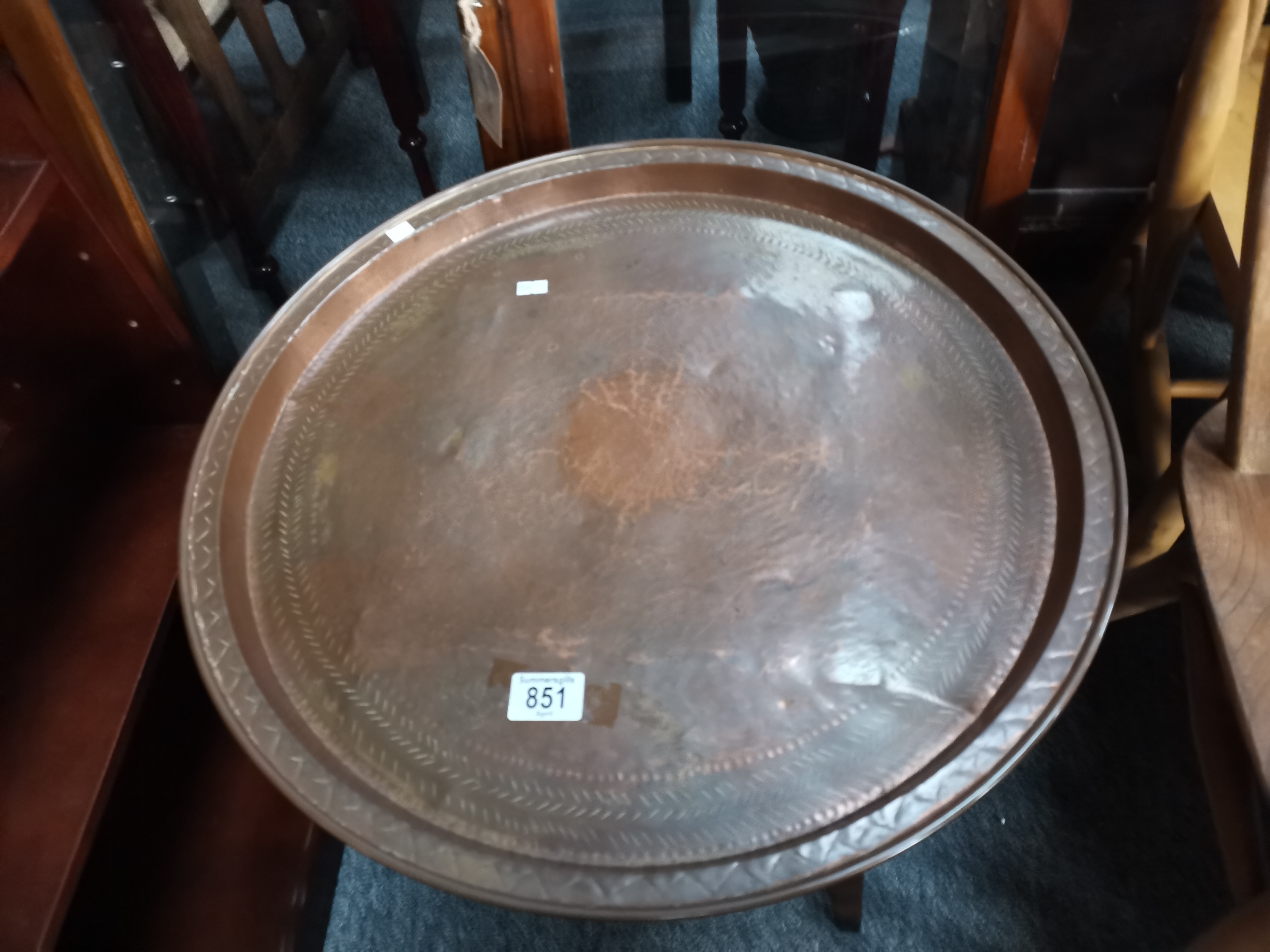 An Arts and crafts style oak side table with engraved copper top plus a 1.1m x 90cm display cabinet - Image 3 of 3