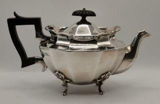 An Edwardian silver bachelor's teapot