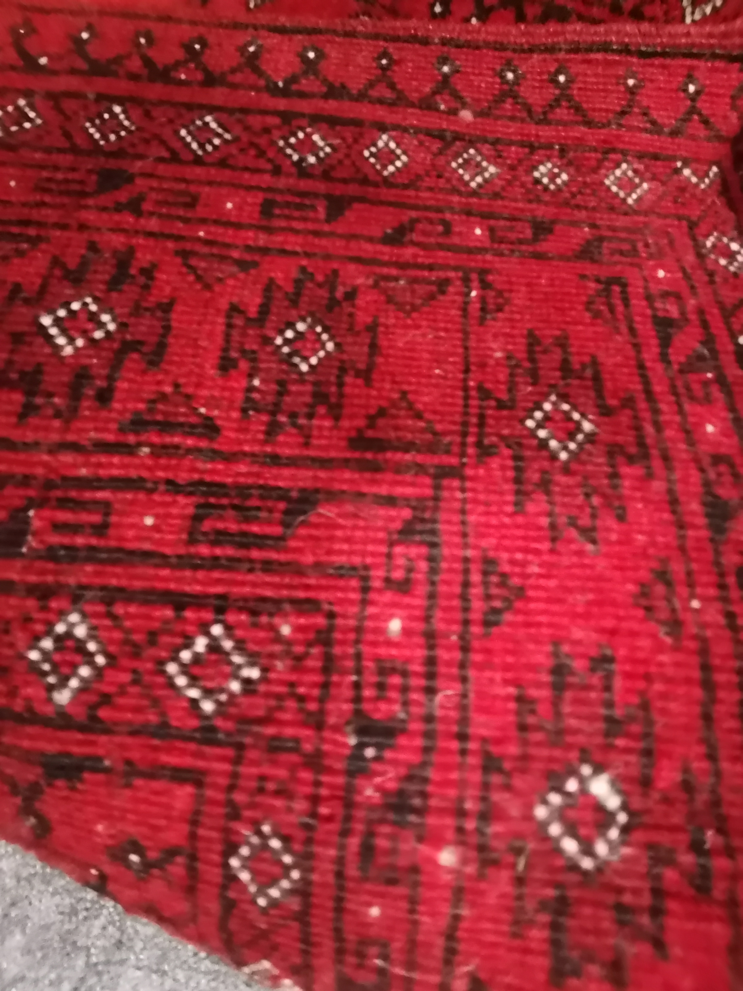 A small Afghan rug - Image 3 of 3