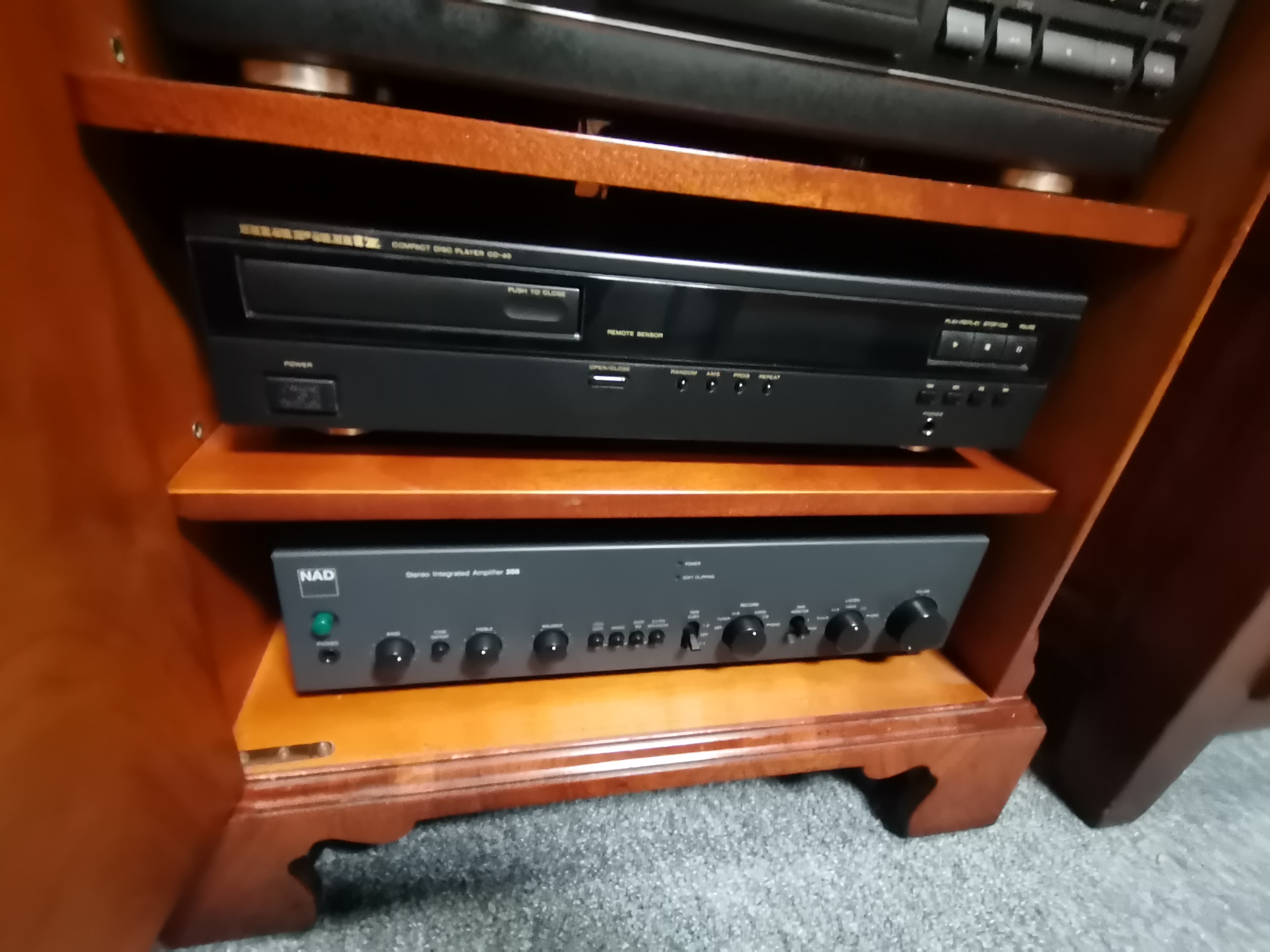 A Charles Sheraton walnut record cabinet and two speaker cabinets - Image 3 of 6