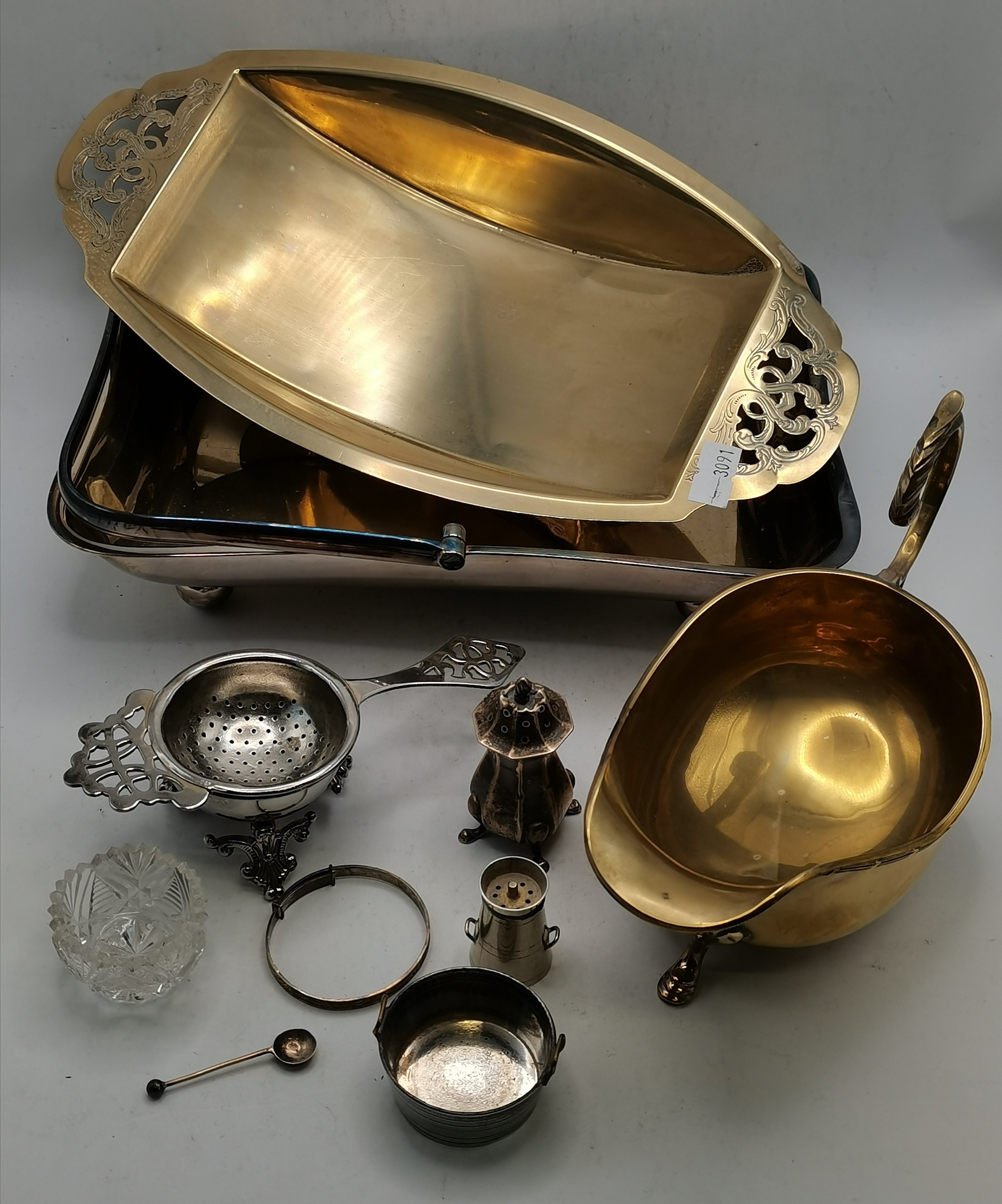 A quantity of assorted silver and silver-plate - Image 14 of 14
