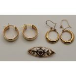 A collection of 9 carat gold jewellery