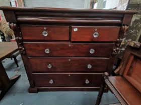 Large Victorian mahogany 4ht chest of drawers