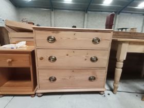 Antique pine 3ht chest of drawers with oval brass handles