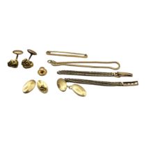 A PAIR OF 18CT GOLD CUFFLINKS AND 15CT GOLD PIN BROOCHES Princess Bel 9ct gold part bracelet, a pair
