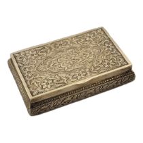 A VINTAGE INDIAN SILVER RECTANGULAR SNUFF BOX Having fine engraved decoration. (approx 7.5cm x