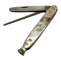 A VINTAGE SILVER PIPE COMPANION PENKNIFE Having a pipe bowl damper and folding mechanism, hallmarked
