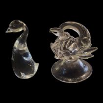 AN ITALIAN SEGUSO D’ARTE MURANO CLEAR CRYSTAL GLASS SCULPTURE MODELLED AS STYLIZED DOLPHIN,