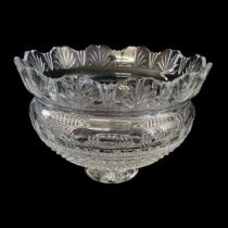 A 20TH CENTURY CUT LEAD CRYSTAL GLASS 'KINGS' BOWL Having a castellated edge with hobnail cuts. (