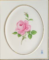MEISSEN, AN EARLY 20TH CENTURY HARD PASTE PORCELAIN WALL PLAQUE Centrally polychrome painted with