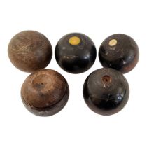 A COLLECTION OF FIVE VINTAGE WOODEN BOWLING BOWLS One having bound in steel. Condition: AF