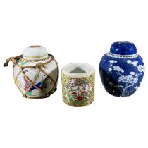 A CHINESE FAMILE JUAN CYLINDRICAL POT, TOGETHER WITH TWO CHINSE GINGER JARS Blue and white ginger