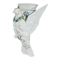 ATTRIBUTED JOSEPH GASPARD ROBERT, A LATE 18TH CENTURY FRENCH HARD PASTE PORCELAIN WALL SCONCE