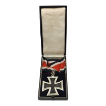 A WWII GERMAN 800 SILVER IRON CROSS BREAST BADGE, MARKED 1813 AND 1939 (POSSIBLY VERY GOOD COPY)