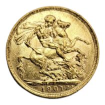 A VICTORIAN 22CT GOLD FULL SOVEREIGN COIN, DATED 1901 Having a veiled portrait bust and George and