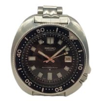 SEIKO, A VINTAGE GENT’S STAINLESS STEEL AUTOMATIC WRISTWATCH Black enamel bezel with luminous number