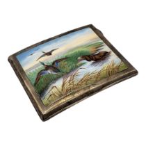 AN EARLY 20TH CENTURY SILVER AND ENAMEL CIGARETTE CASE Curved rectangular case with enameled hunting