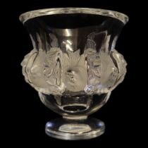 LALIQUE, A VINTAGE FROSTED GLASS 'DAMPIERRE' BALUSTER VASE With embossed birds, engraved mark to