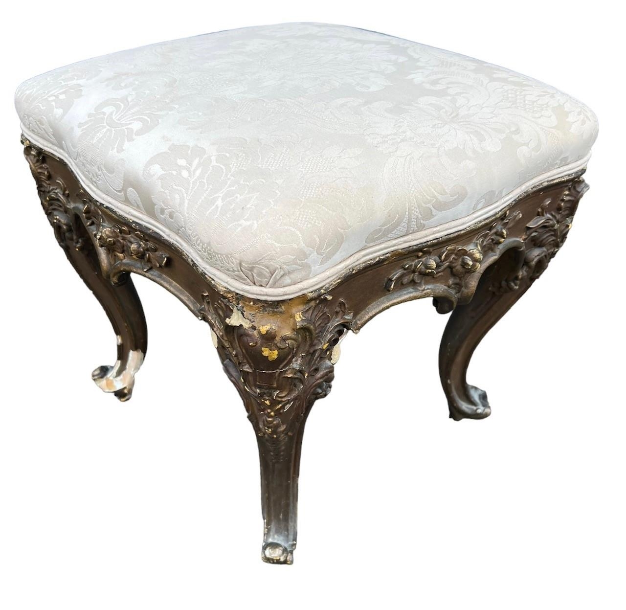 GILLOWS, A 19TH CENTURY CARVED WALNUT CIRCULAR FOOTSTOOL The upholstered top, raised on four - Image 3 of 8