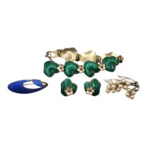 DAVID ANDERSON, A VINTAGE NORWEGIAN SILVER GILT AND ENAMEL BRACELET AND EARRINGS FORMED AS LILY PADS