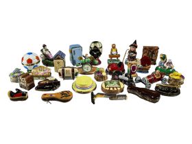 LIMOGES, FRANCE, A COLLECTION OF THIRTY ‘PEINT MAIN’ TRINKET BOXES, TO INCLUDE NOVELTY EXAMPLES