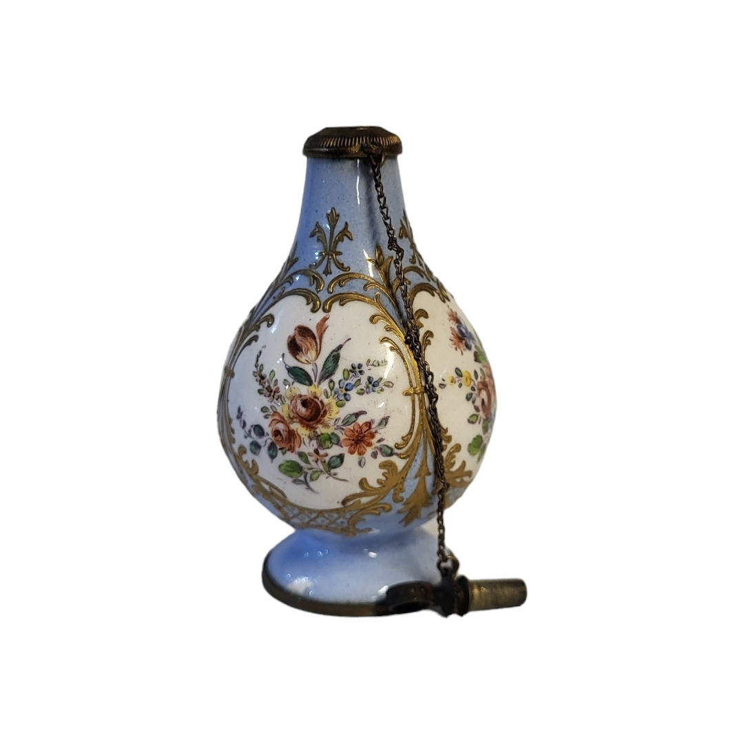 A 19TH CENTURY CONTINENTAL ENAMEL ON GILT METAL SCENT BOTTLE Ovoid form, fine floral decoration with - Image 6 of 11