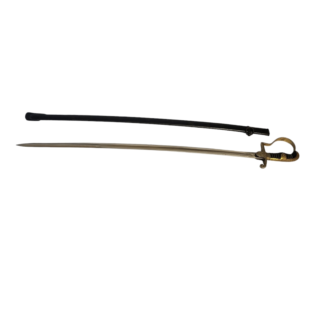 A GERMAN WWII OFFICERS SWORD AND SCABBARD Gilt metal guard, by Eickhorn. Condition: gilding and - Image 6 of 6