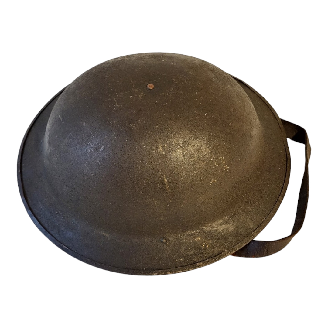 AN AMERICAN WWI BRODIES STEEL HELMET Brim stamped ‘ZE57’, with US ordnance inspection stamp. - Image 2 of 4