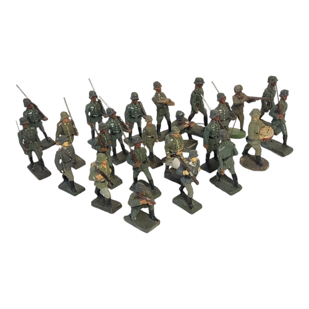 ELASTOLIN, A SET OF GERMAN WWII MODEL SOLDIERS In green livery, marked to base. Condition: some loss
