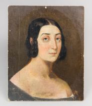 AN 18TH/19TH CENTURY PORTRAIT OF A LADY, OIL ON BOARD. (h 30.5cm x w 24cm)