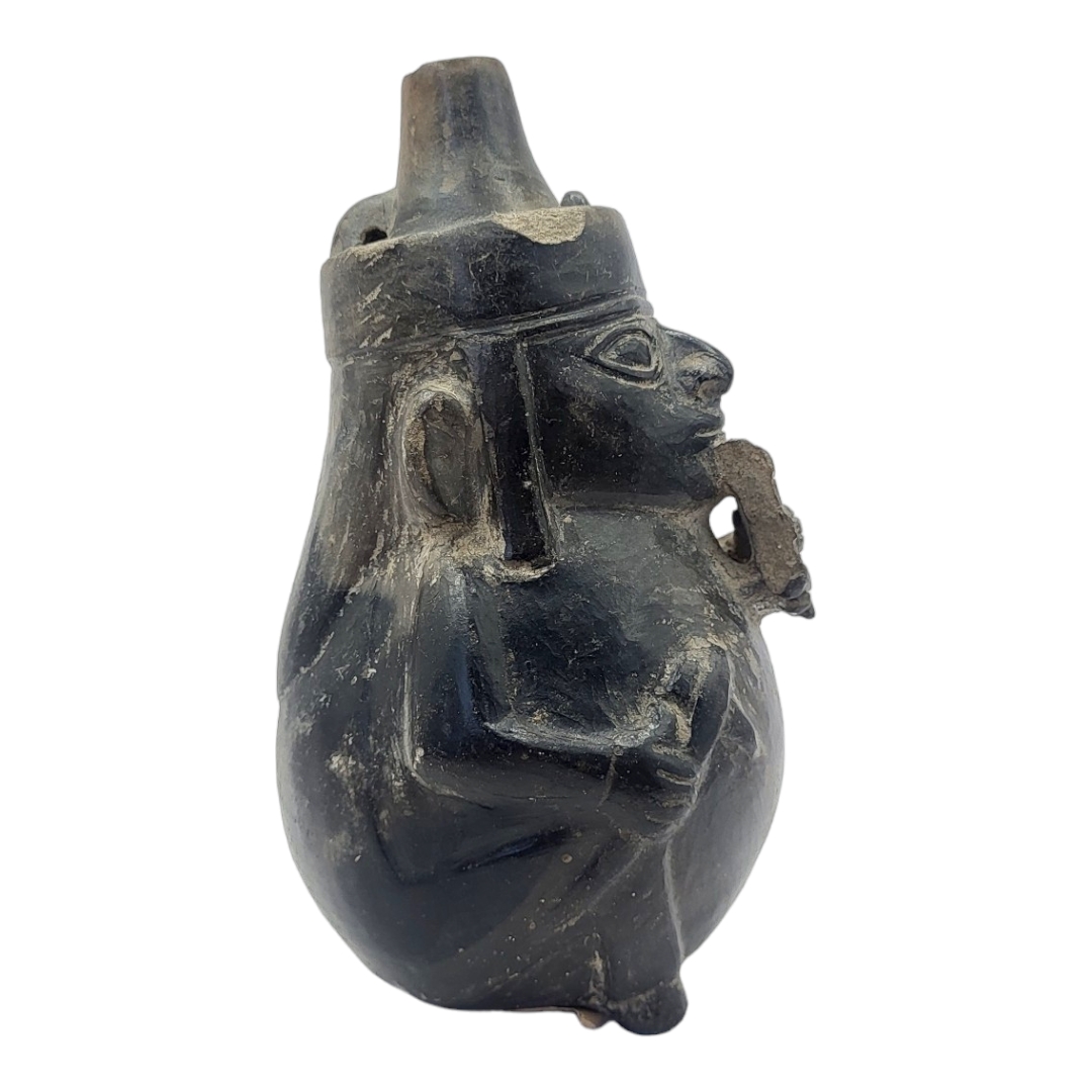 A SOUTH AMERICAN POTTERY FIGURAL JUG Cylindrical finial and playing pan pipes. (approx 18cm) - Image 5 of 5