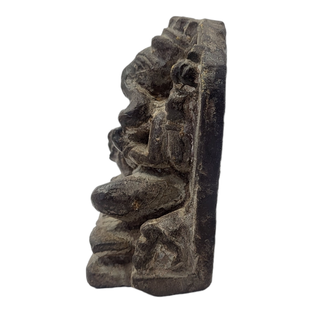 AN AN INDIAN BUDDHIST CARVED STONE GANESH FIGURE Seated pose with flatback. (approx 9cm x 10cm) - Image 3 of 6