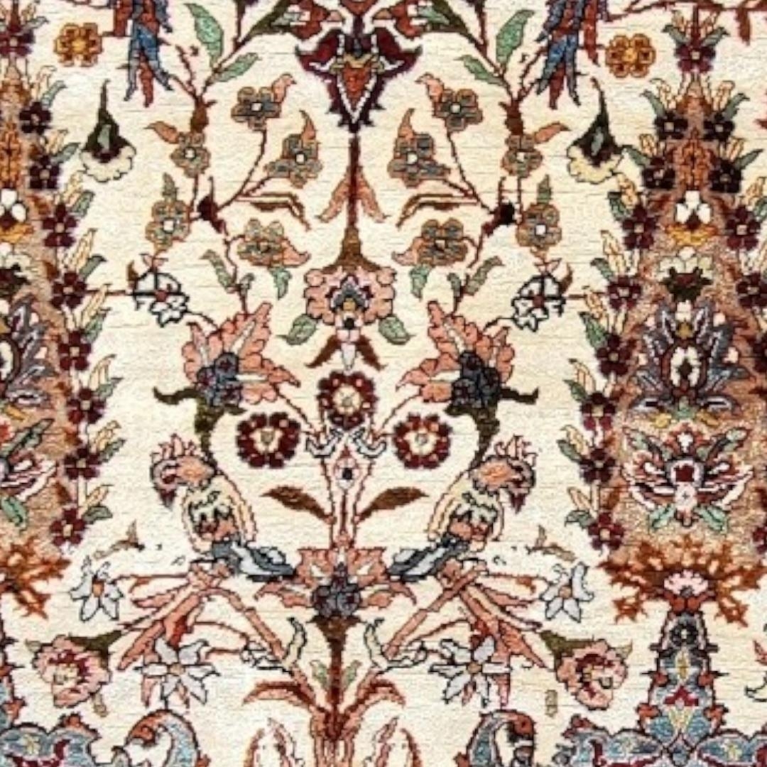 A LATE 20TH CENTURY NORTHEAST DESIGN MAINLY WOOL AND PART SILK CARPET Centred by medallions of - Image 3 of 5