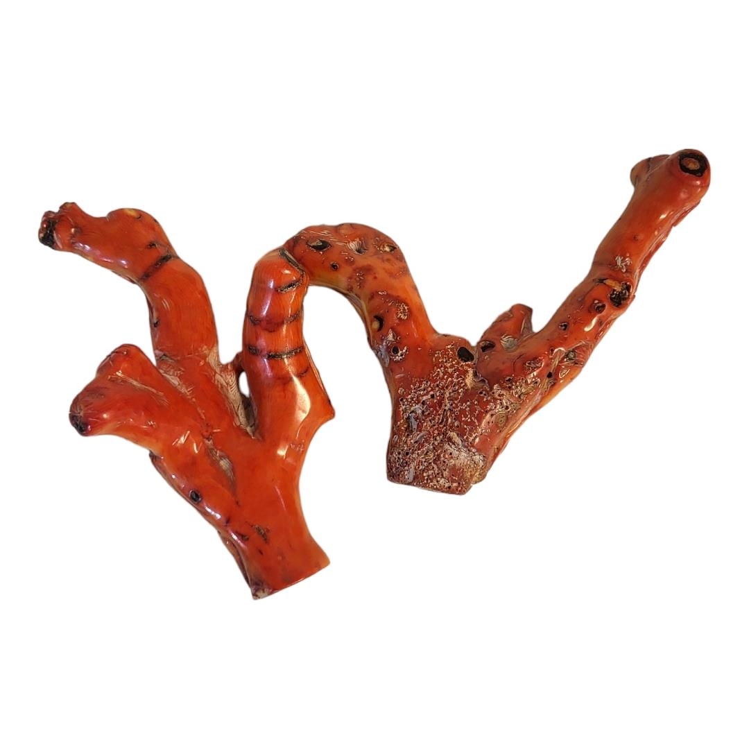 A PAIR OF LATE 19TH/EARLY 20TH CHINESE CORAL CARVINGS Carved with an elder with fish and a female - Image 2 of 2