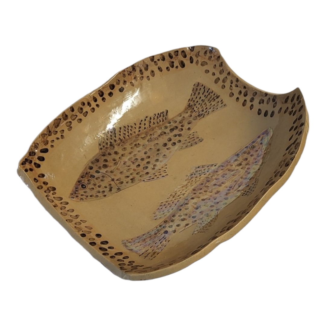 STEVE DUFFY FOR RYE POTTERY, EAST SUSSEX, AN EARTHENWARE PEDESTAL SERVING DISH With stylised fish, - Image 2 of 7