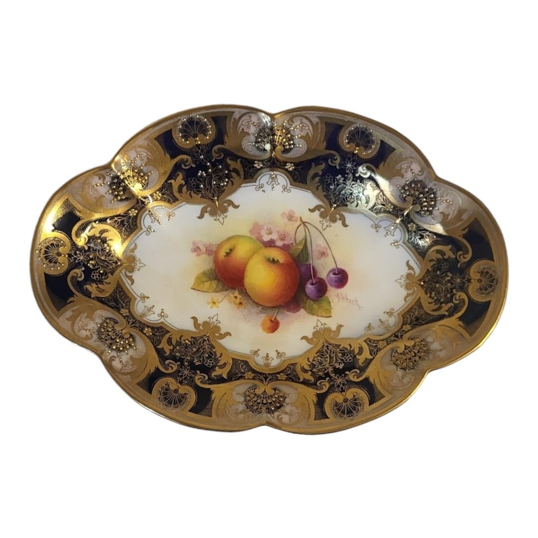 A. SHUCK FOR ROYAL WORCESTER, SIX PIECE PART DESSERT SERVICE Painted with fallen fruit, comprising - Bild 21 aus 21